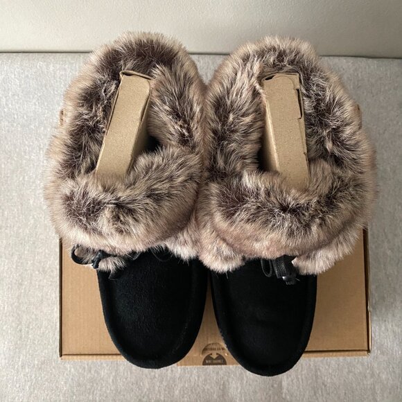 NWT Manitobah Micro Mukluk Black Brown Cowhide Suede Faux Fur - Picture 4 of 10